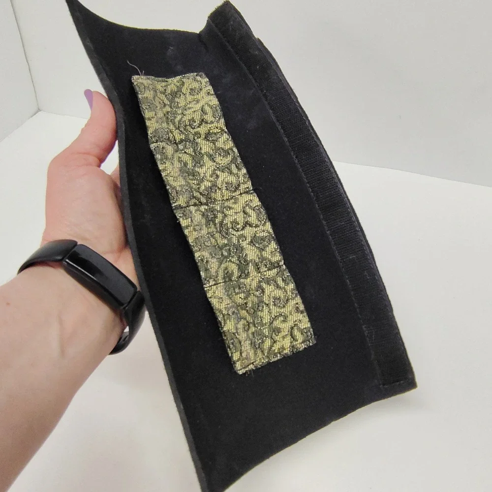 Travel Jewelry Roll Black Gold with Hook Loop Fasteners Pouches 12